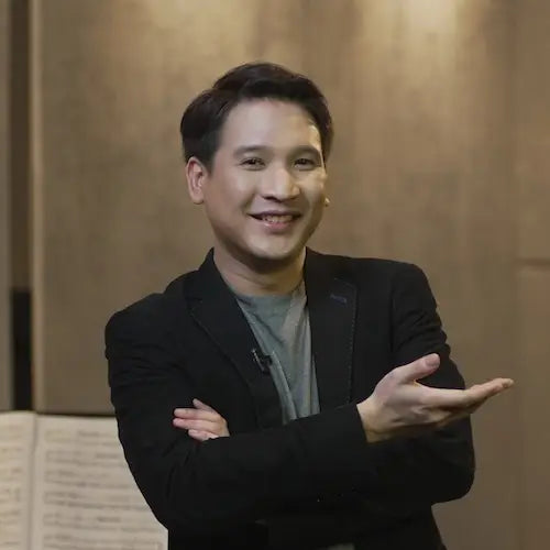 พิซซ่า ทฤษฎี ณ พัทลุง นักประพันธ์ดนตรีและวาทยากรไทย